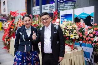 娱乐吃瓜女老总